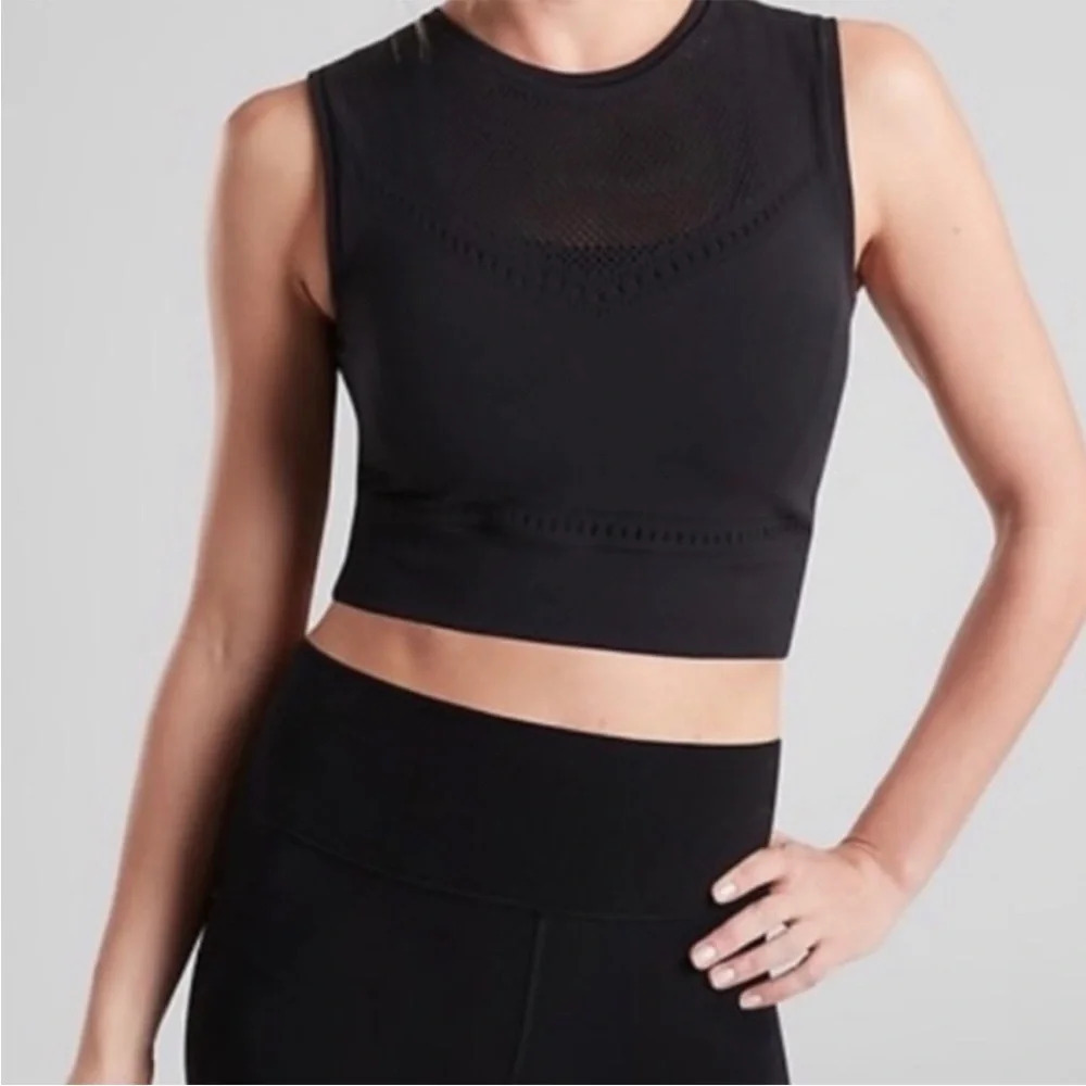 Athleta Summer 2019 Pavana Crop Tank Black Size XXS/XS Style 405156